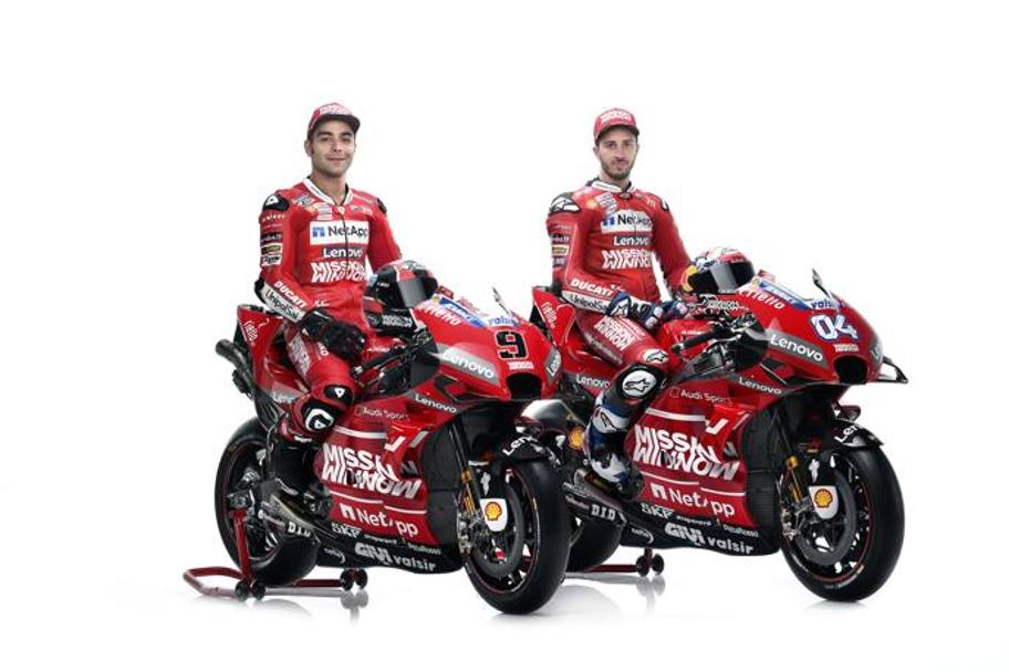Da sinistra Danilo Petrucci e Andrea Dovizioso con la Ducati MotoGP 2019